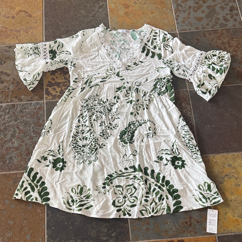 Cupshe Cream and Green Floral Swim Coverup